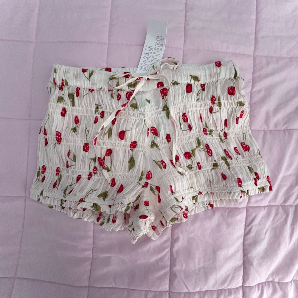 Kimchi blue cherry bloomer shorts XS